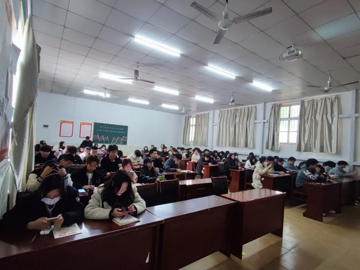 “自傷與自殺”主題心理健康專題講座