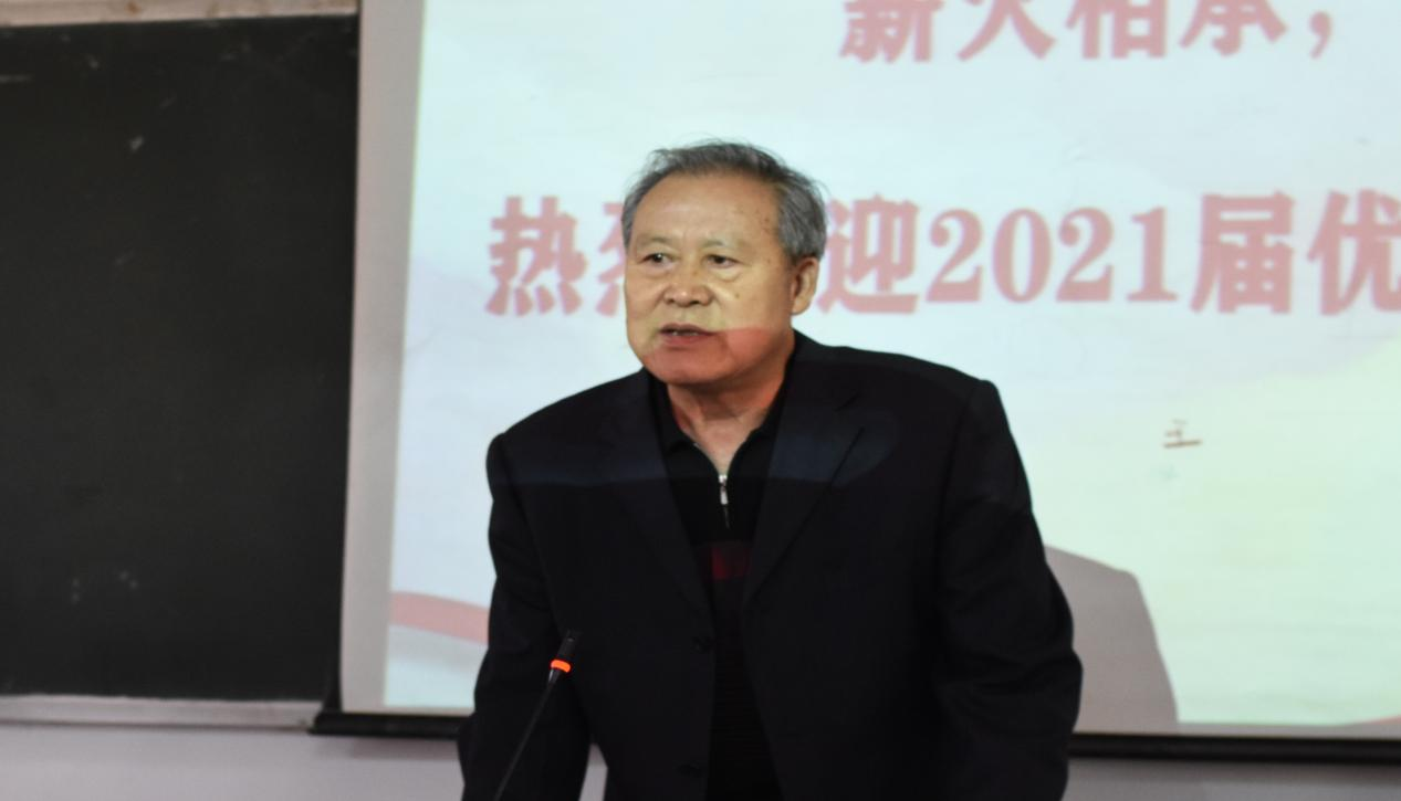 薪火相承，心棲夢歸處 ——武漢科技職業學院開展優秀畢業生交流分享活動