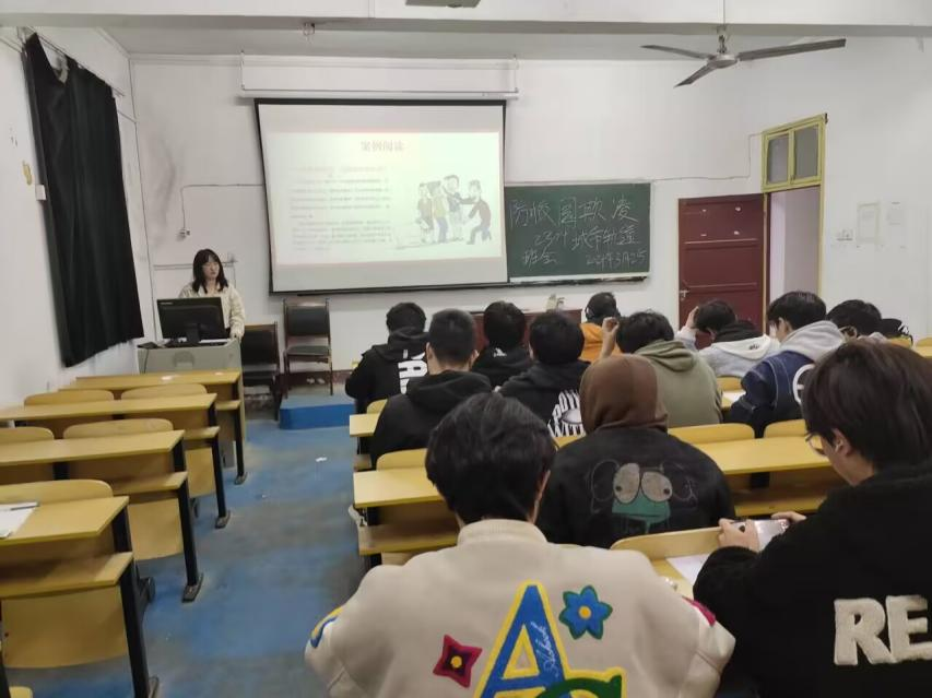 “預防校園暴力、杜絕欺凌事件”主題班會