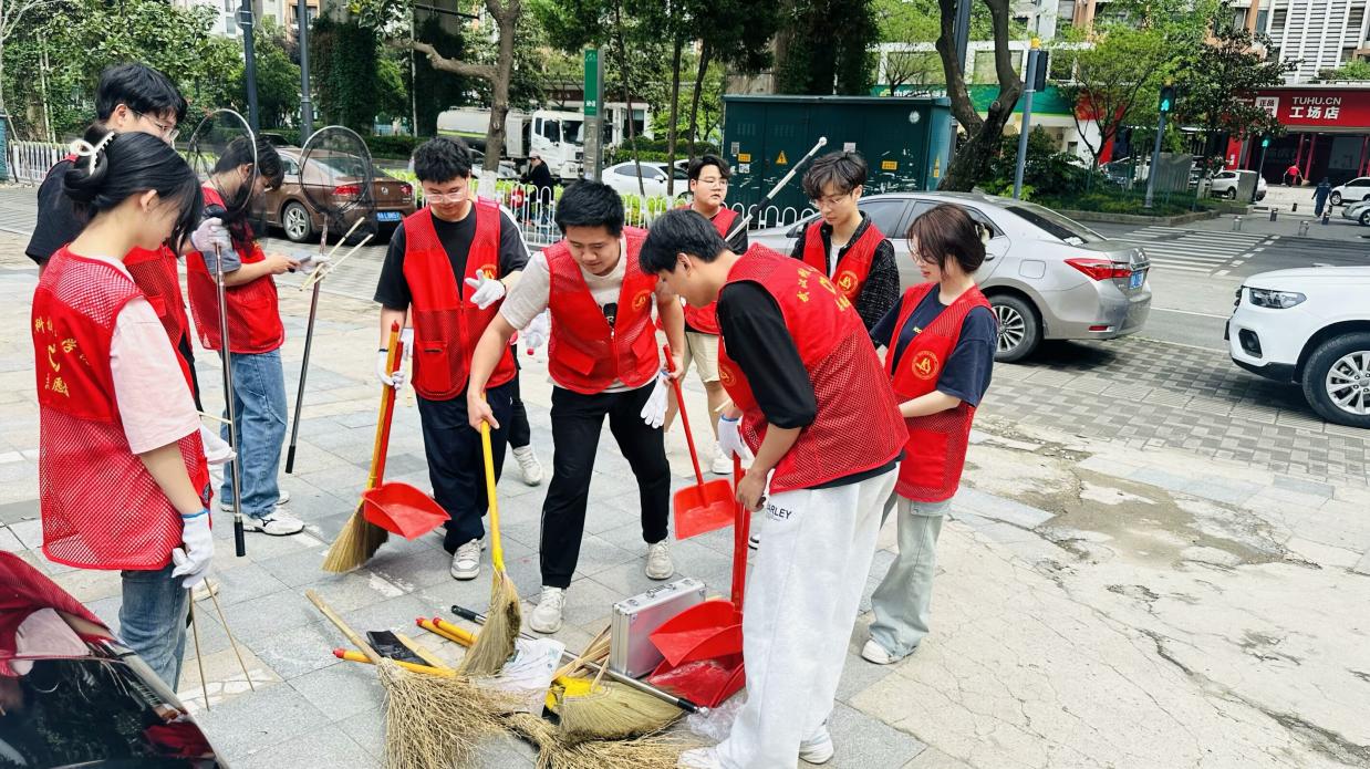 志愿之紅，共創(chuàng)新綠
