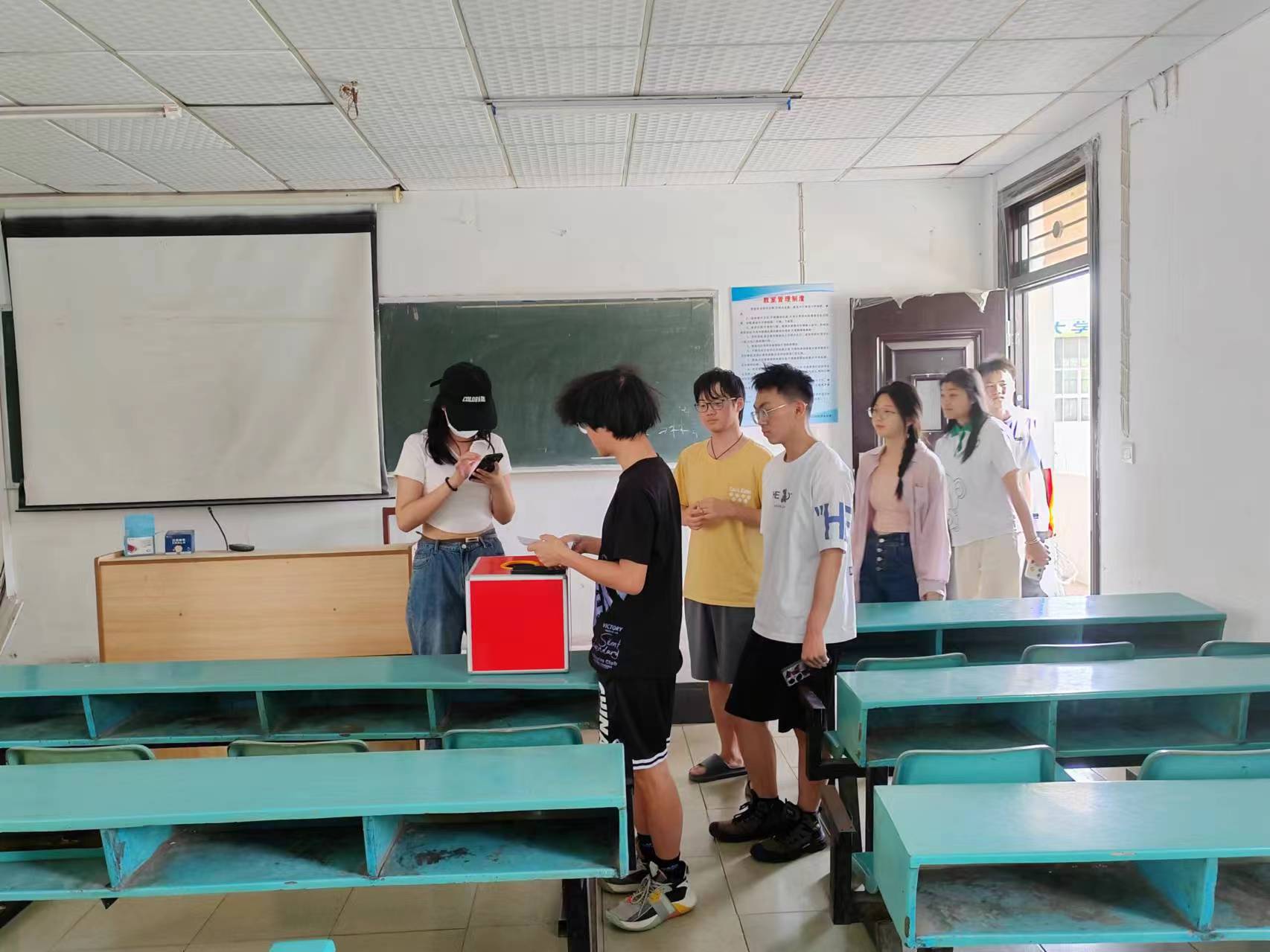 青春之聲，激蕩思想火花 2024年“悅學習·躍青春—百生講壇”校賽
