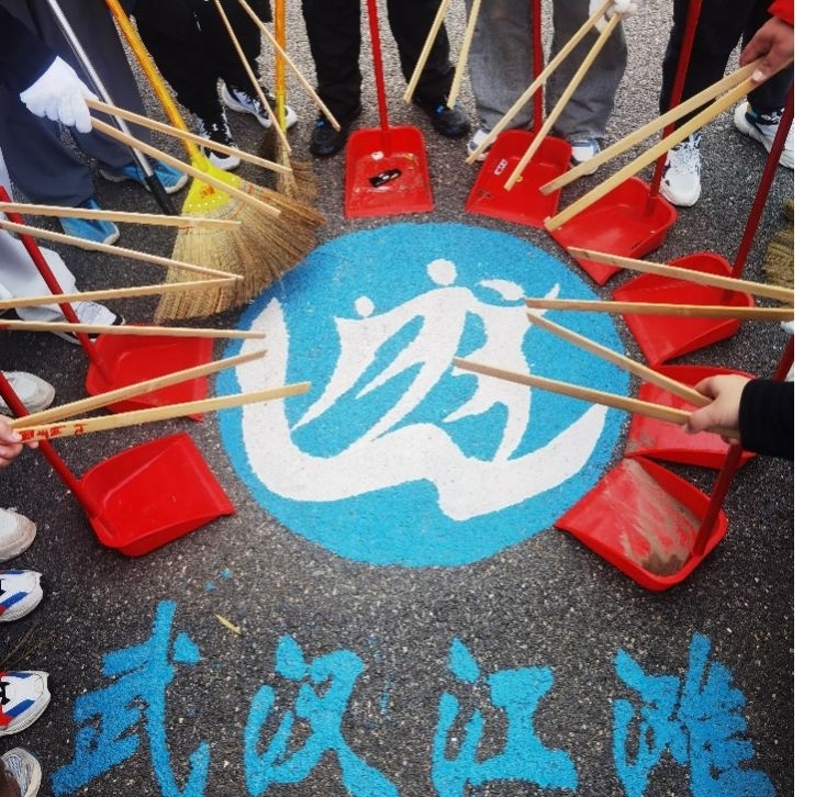 校團委青提志愿服務隊被聘為長江武昌區段民間河湖長