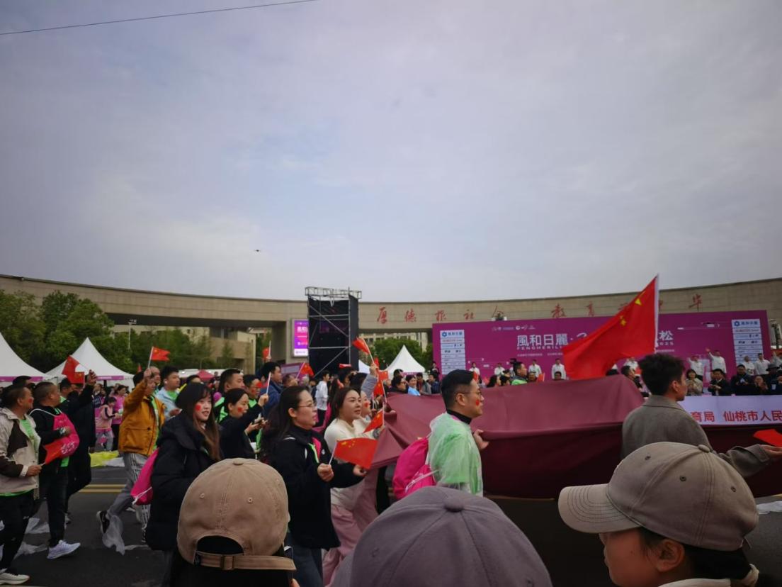 武科職學子唐方宇：仙桃馬拉松上閃耀的青春擔當