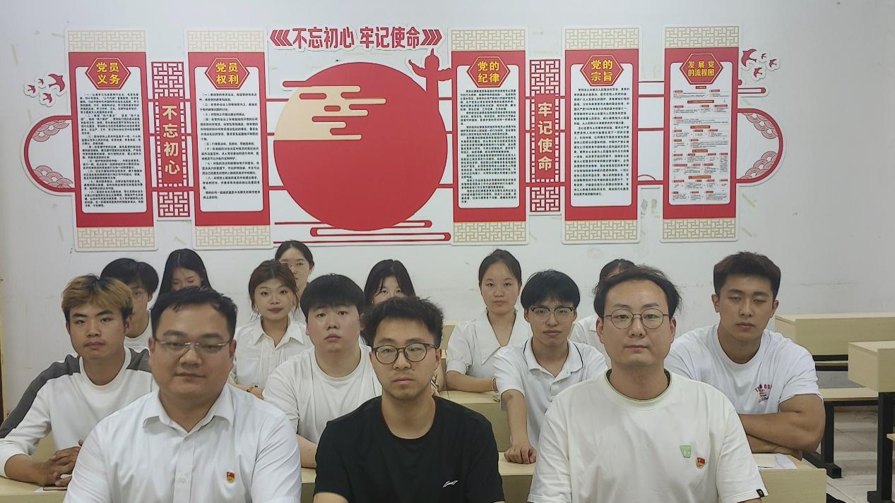 筑牢信仰之基，勇擔時代使命