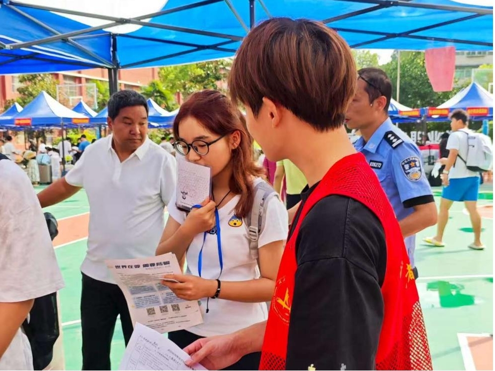 以心迎新，共赴星海——武漢科技職業(yè)學(xué)院圓滿完成2025級(jí)新生迎接工作