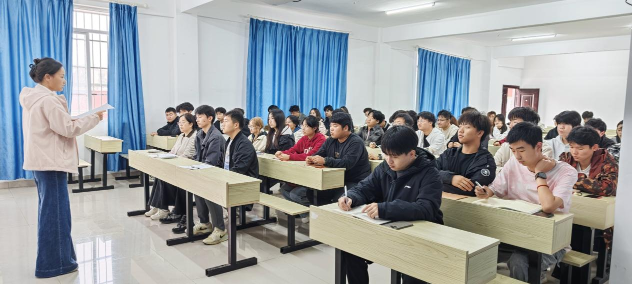筑牢校園安全網   守護青春成長路 ——我院召開安全信息員工作會議