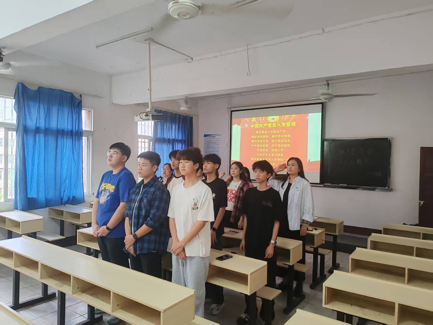 以八項規定為筆，繪作風建設新卷