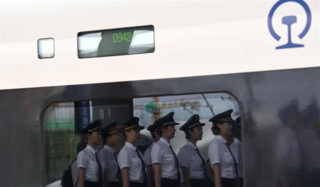 國內鐵路將迎來首批女動車組司機