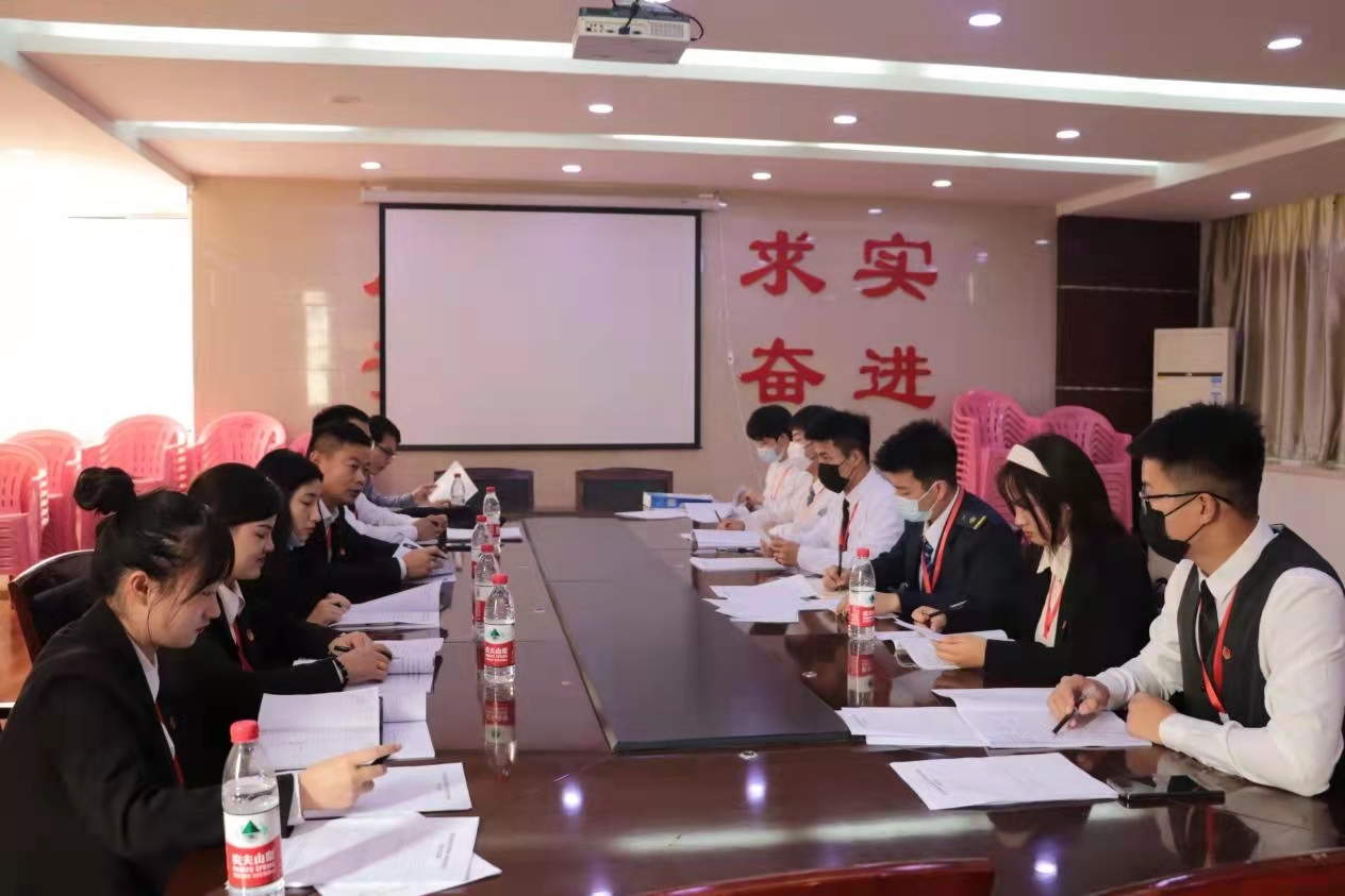 我院第十次學(xué)生代表大會(huì)隆重召開！